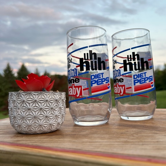 Vintage Diet Pepsi You Got The Right One Baby Uh Huh Glass Cup Set of 2 - Picture 10 of 11